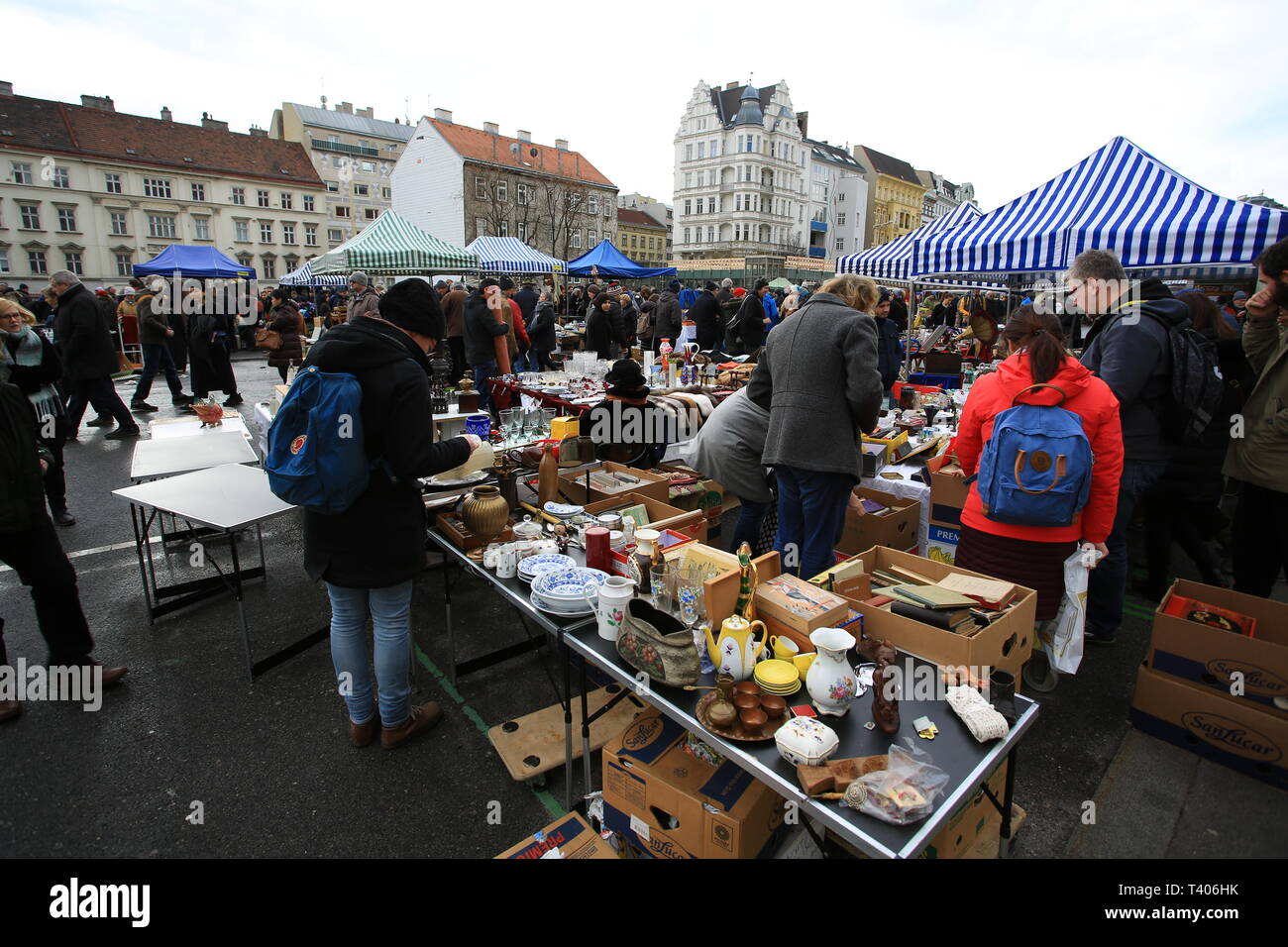 nasschmarkt flea market open on saturday and the biggest flea market in