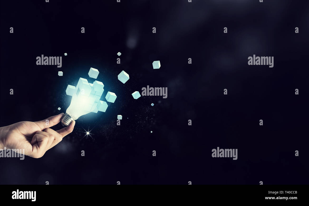 Pixelated cube hi-res stock photography and images - Alamy