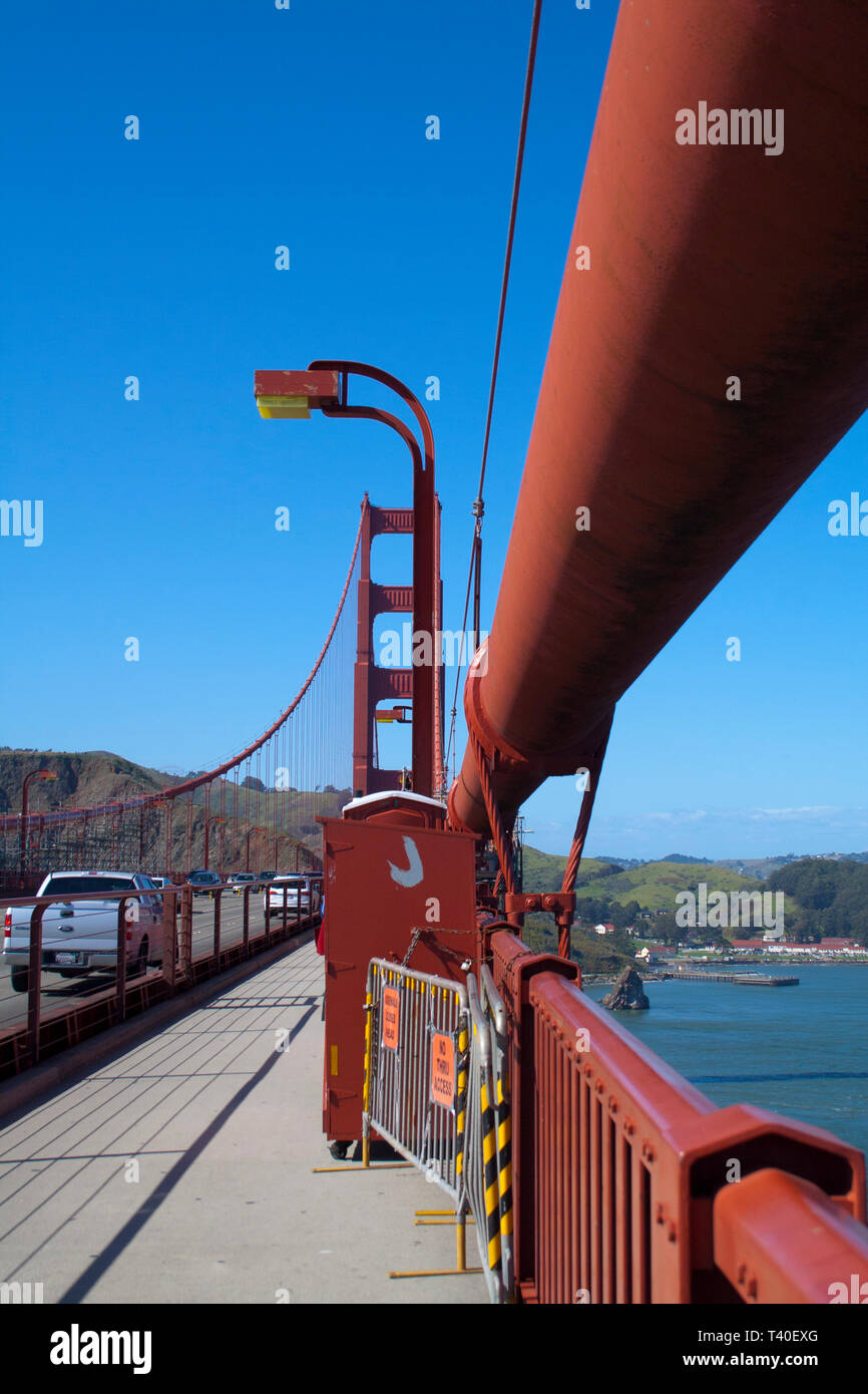 Golden Gate Bridge on a sunny day Stock Photo - Alamy