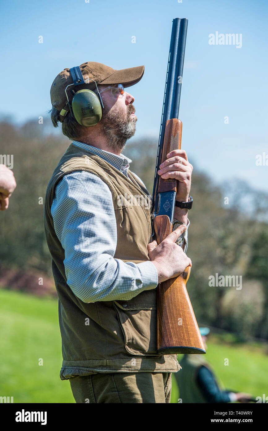 12 bore shotgun hires stock photography and images Alamy