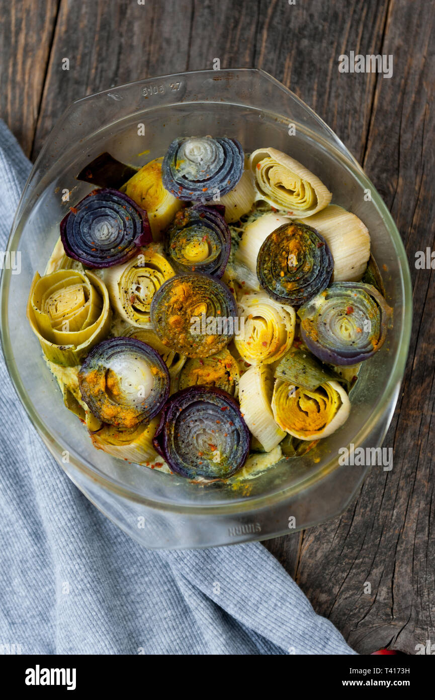 Baked leek and onions Stock Photo Alamy