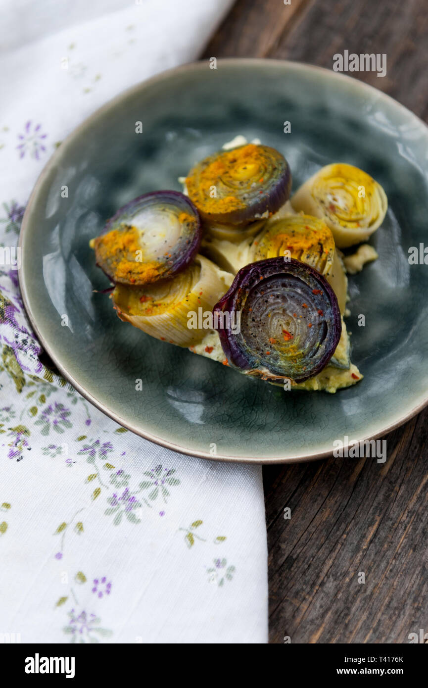 Baked leek and onions Stock Photo Alamy