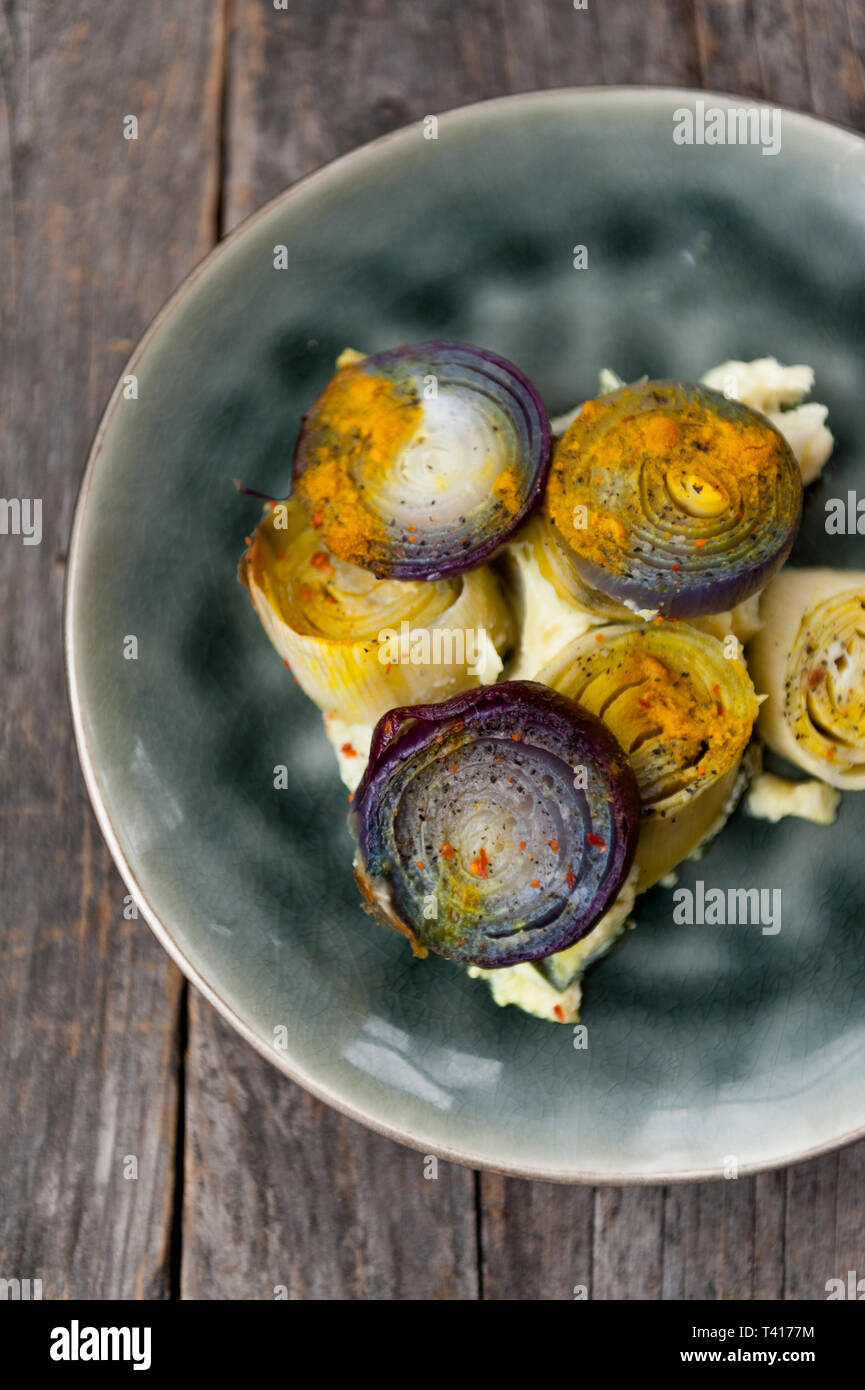 Baked leek and onions Stock Photo Alamy