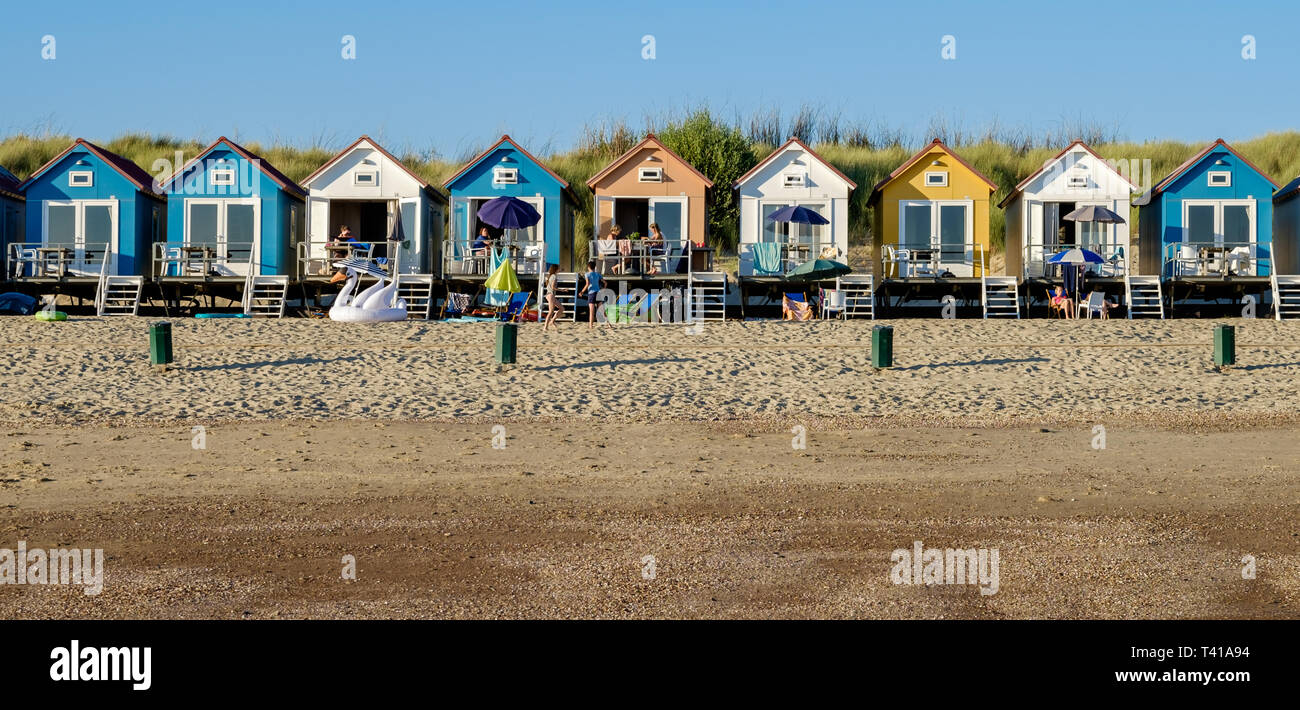 Colorful beach houses hi-res stock photography and images - Alamy