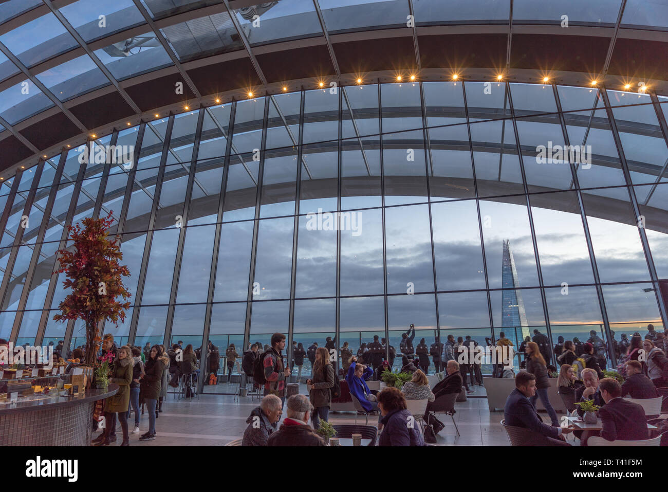 Sky garden london hi-res stock photography and images - Alamy