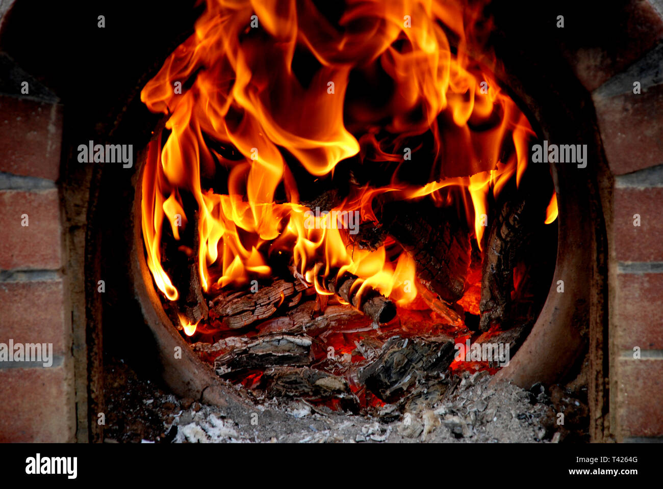 Traditional cypriot oven hires stock photography and images Alamy