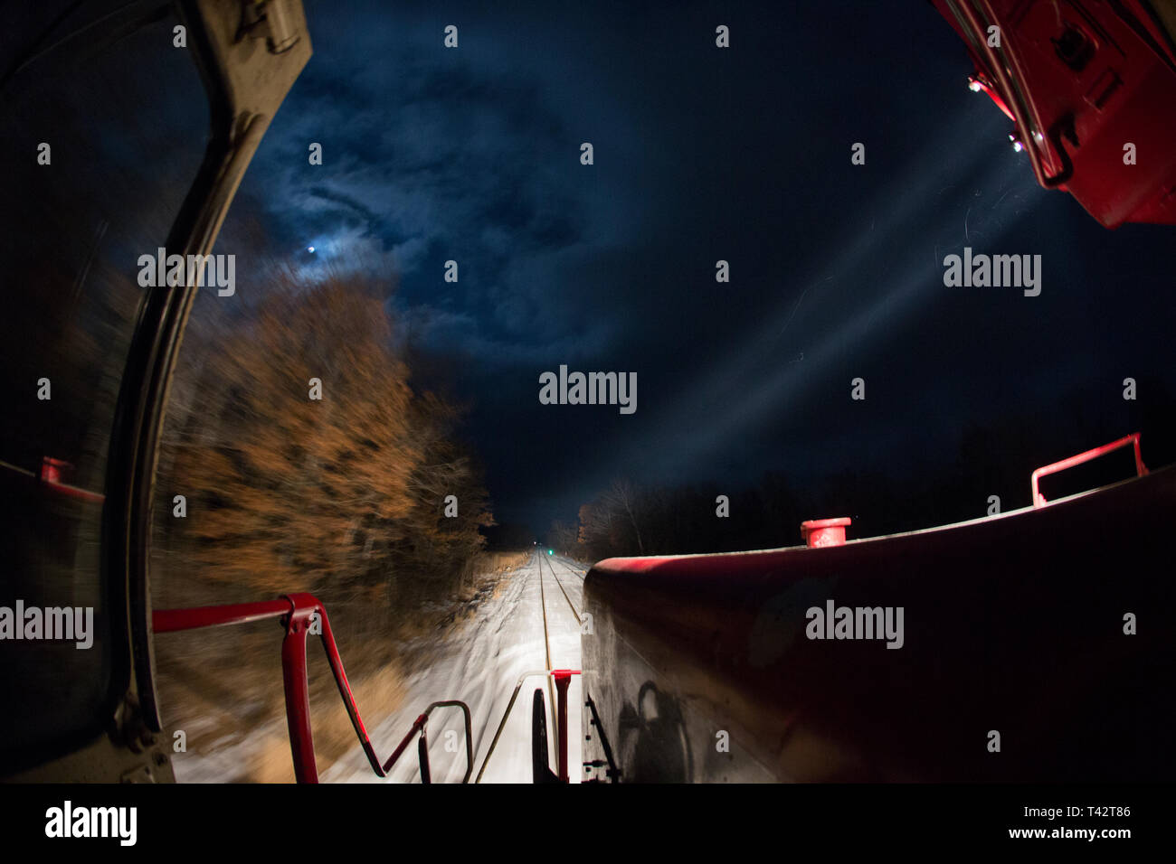 Train headlight at night usa hi-res stock photography and images - Alamy