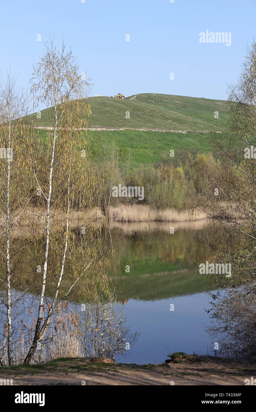 Arkenberge hill and Biotopsee lake in Berlin Stock Photo