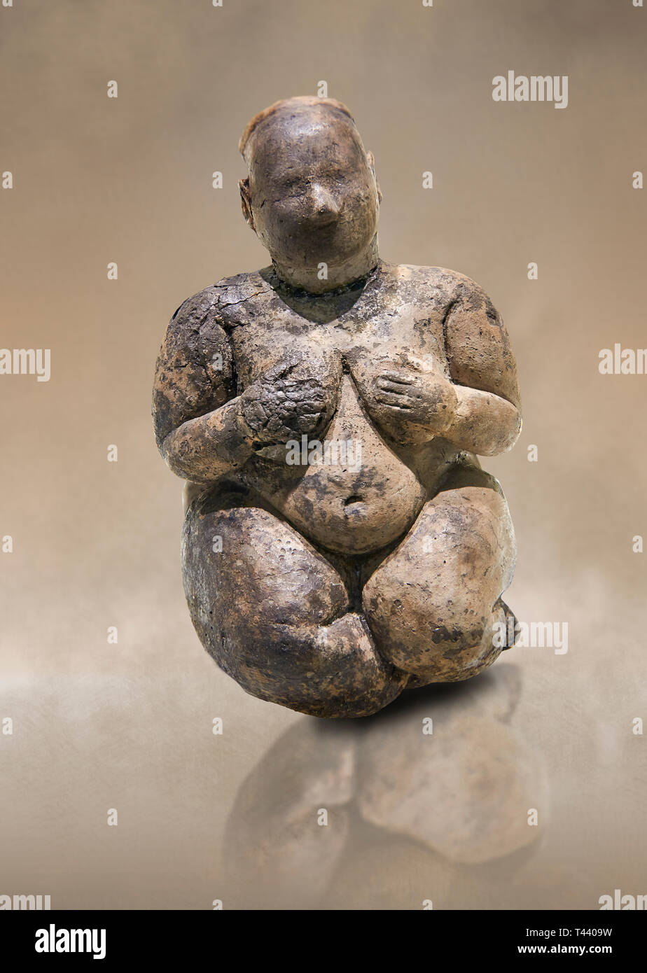 Seated terracotta goddess, probably a sign of fertility. Catalhoyuk Collections. Museum of Anatolian Civilisations, Ankara Stock Photo