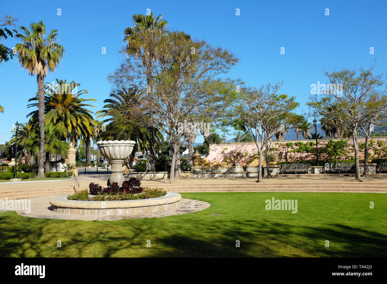 SANTA BARBARA, CALIFORNIA - APRIL 11, 2019: Chase Palm Park Plaza. A public park along the waterfront with play areas, pond, picnic areas and a weddin Stock Photo