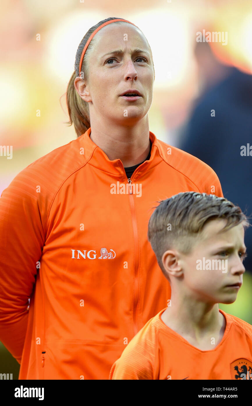 9th of april 2019 Alkmaar, The Netherlands Soccer Friendly International game The Netherlands v Chile  goalkeeper Loes Geurts of The Netherlands Stock Photo