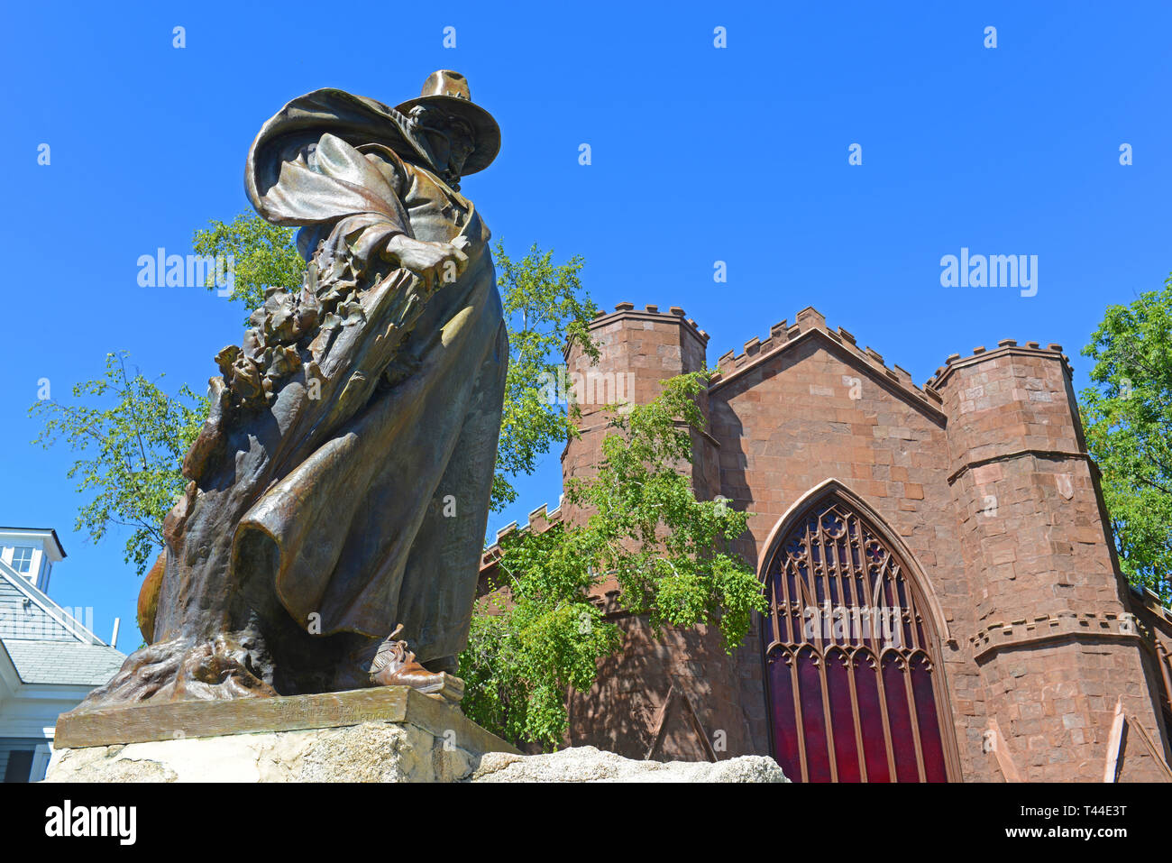 Roger Conant statue in front of Salem Witch Museum in Historic downtown Salem, Massachusetts