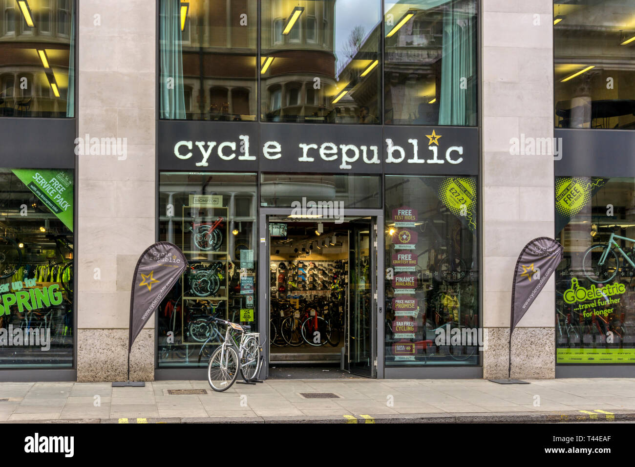 Halfords cycle 2024 republic euston tower