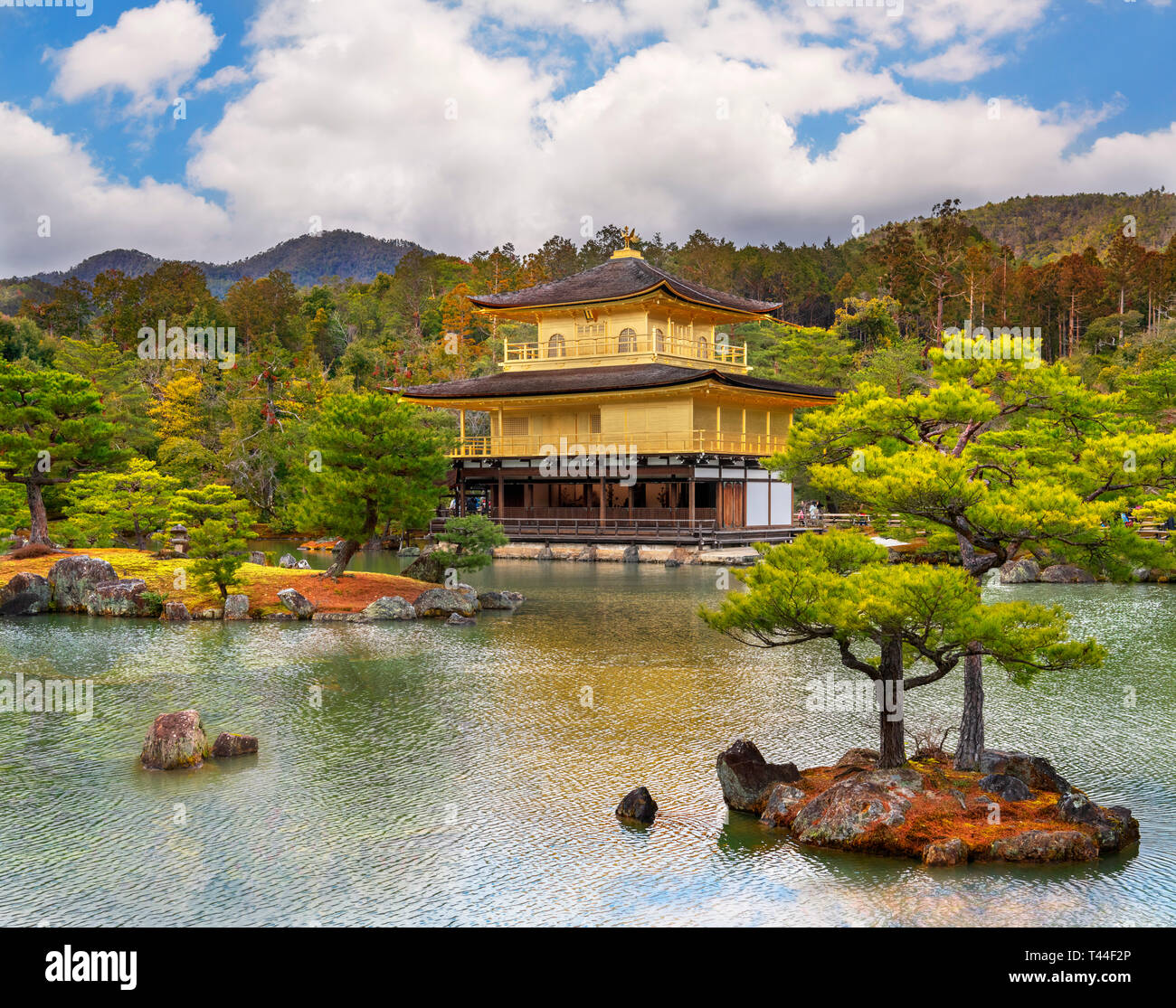 Kyoto temple. Kinkaku-ji (Temple of the Golden Pavilion), Kyoto, Japan Stock Photo