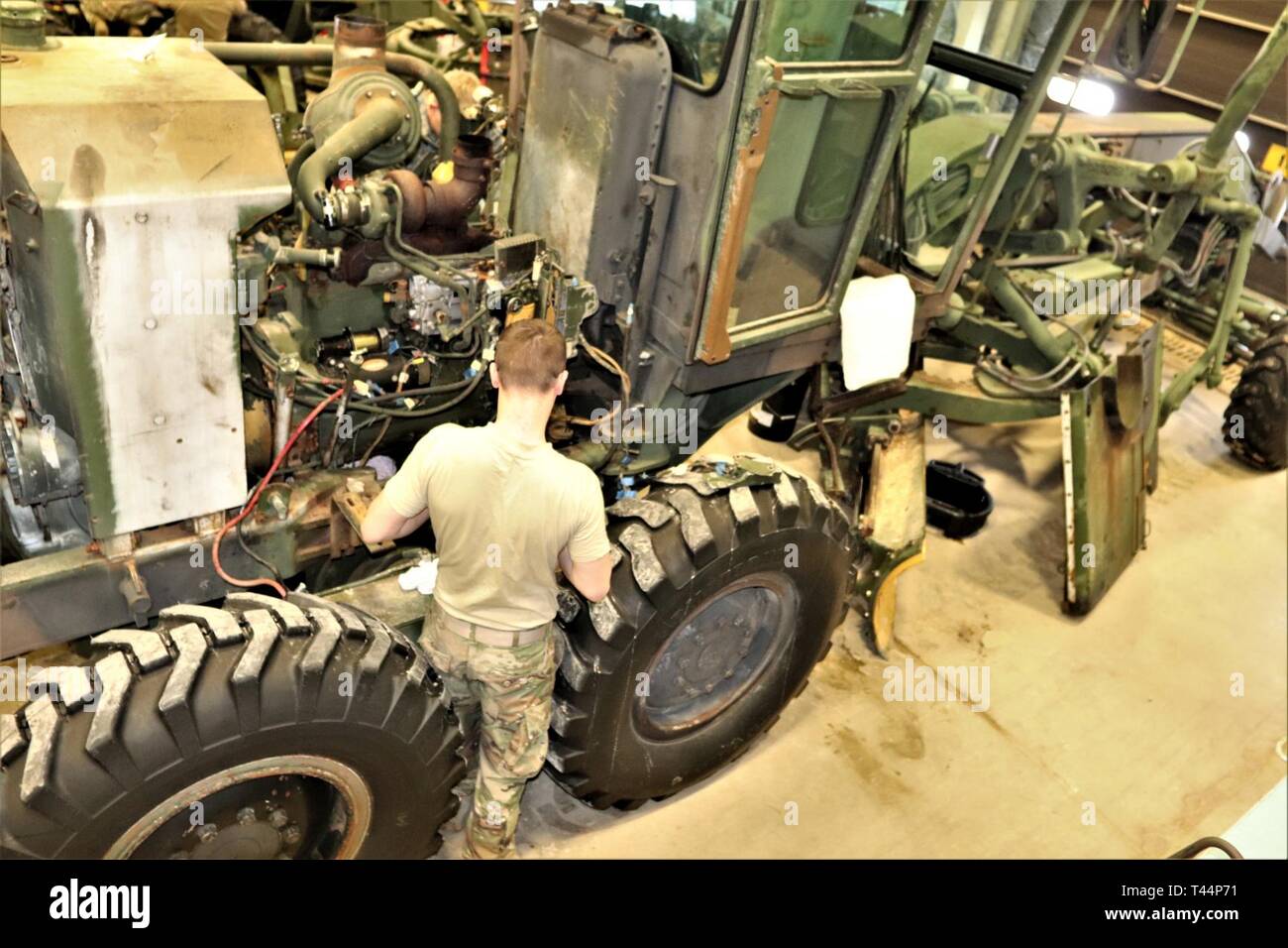 A student in the 91L10 Construction Equipment Maintenance Repairer ...