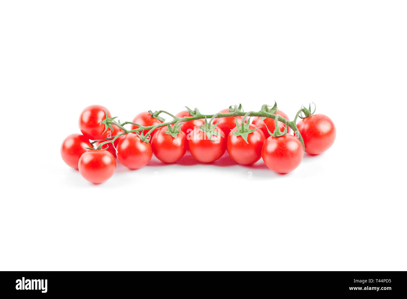 Fresh organic cherry tomatoes bunch isolated on white background Stock ...