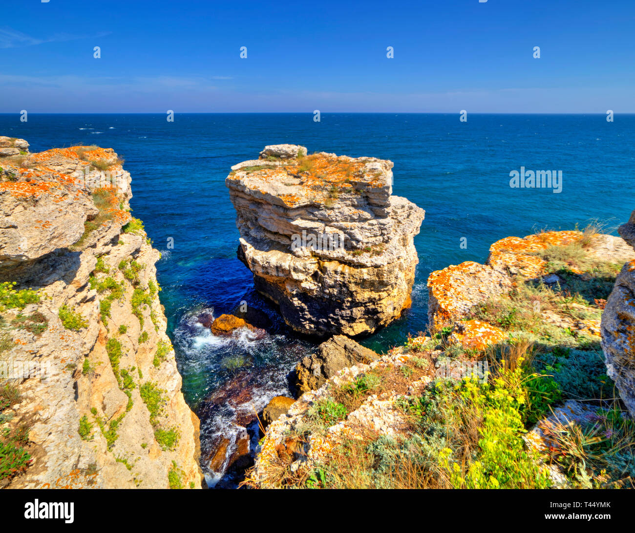 Stunningly beautiful landscape with rocky shore and blue sea Stock ...