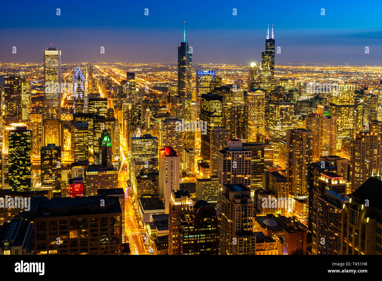 Aerial view of Chicago Skylines building at Chicago downtown in Chicago ...