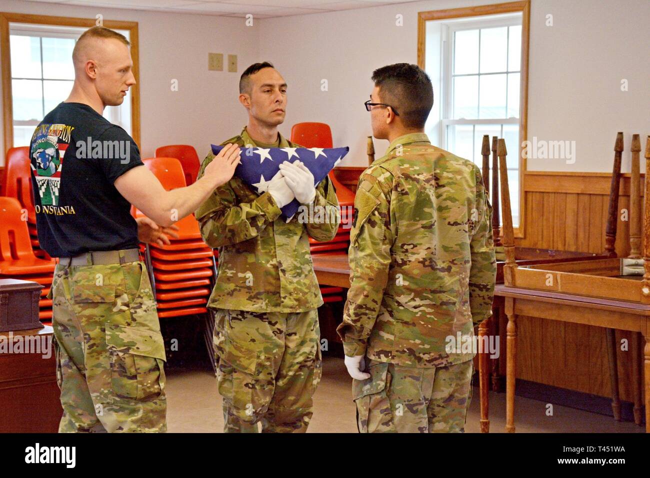 Paarng military funeral honors team hi-res stock photography and images ...