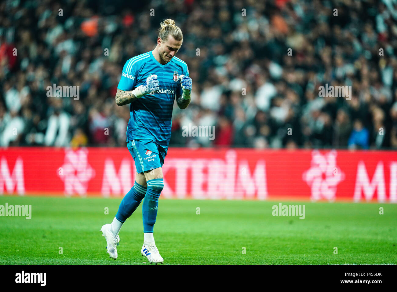 Vodafone Park Istanbul Turkey 13th Apr 19 Loris Karius Of Besiktas During Besiktas J K V A Stanbul Basaksehir Turkish Super Lig In Vodafone Park Istanbul Turkey Ulrik Pedersen Csm Alamy Live News Stock Photo Vodafone Park Istanbul Turkey 13th Apr 19 Loris Karius Of Besiktas During Besiktas J K V A Stanbul Basaksehir Turkish Super Lig In Vodafone Park Istanbul Turkey Ulrik Pedersen Csm Alamy Live News Stock Photo