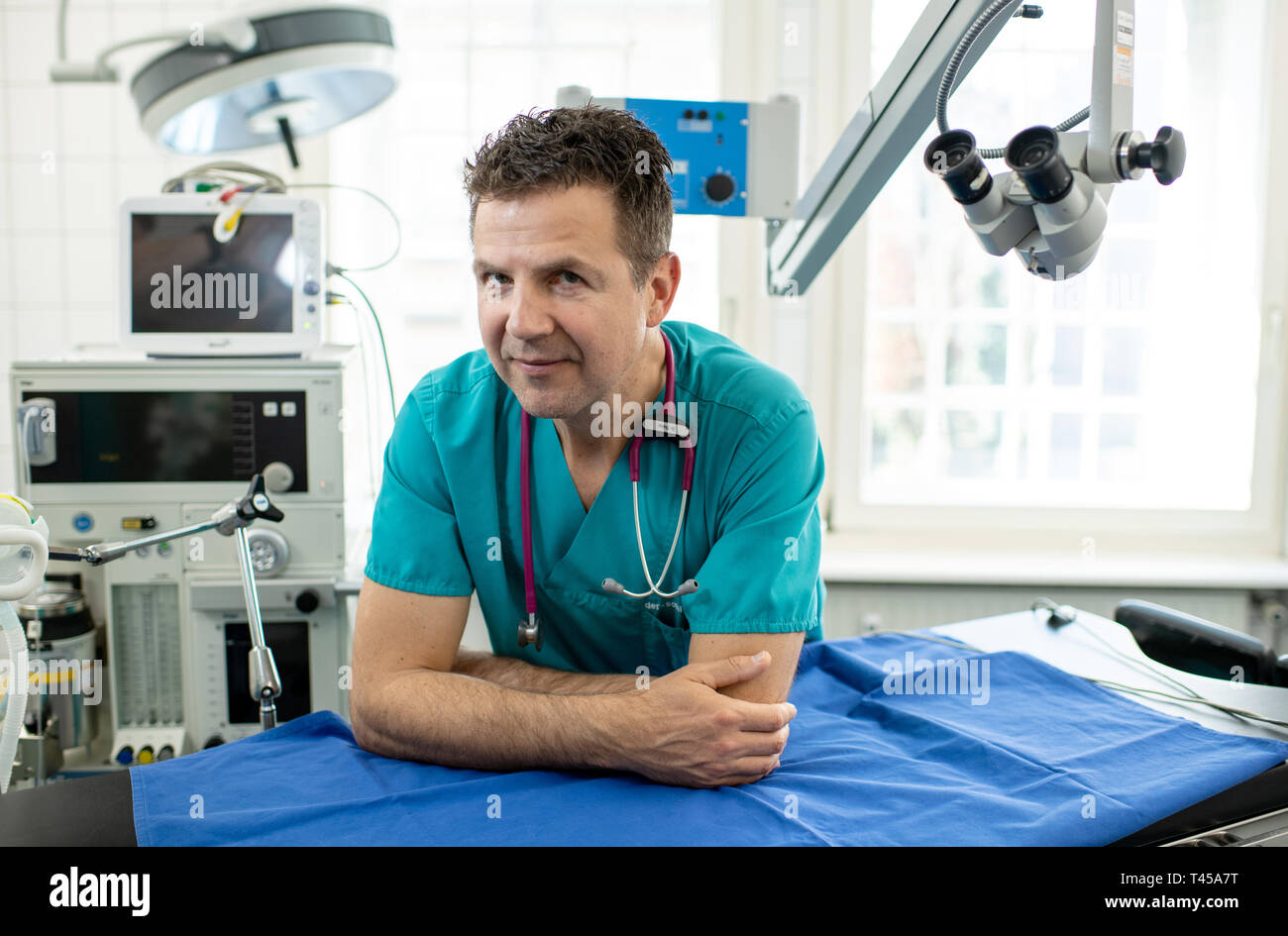 Witten, Germany. 11th Apr, 2019. Matthias Thöns, palliative physician, admitted to his practice. The Federal Constitutional Court in Karlsruhe has been hearing several lawsuits to ban commercial euthanasia since 16.04.2019. Credit: Bernd Thissen/dpa/Alamy Live News Stock Photo