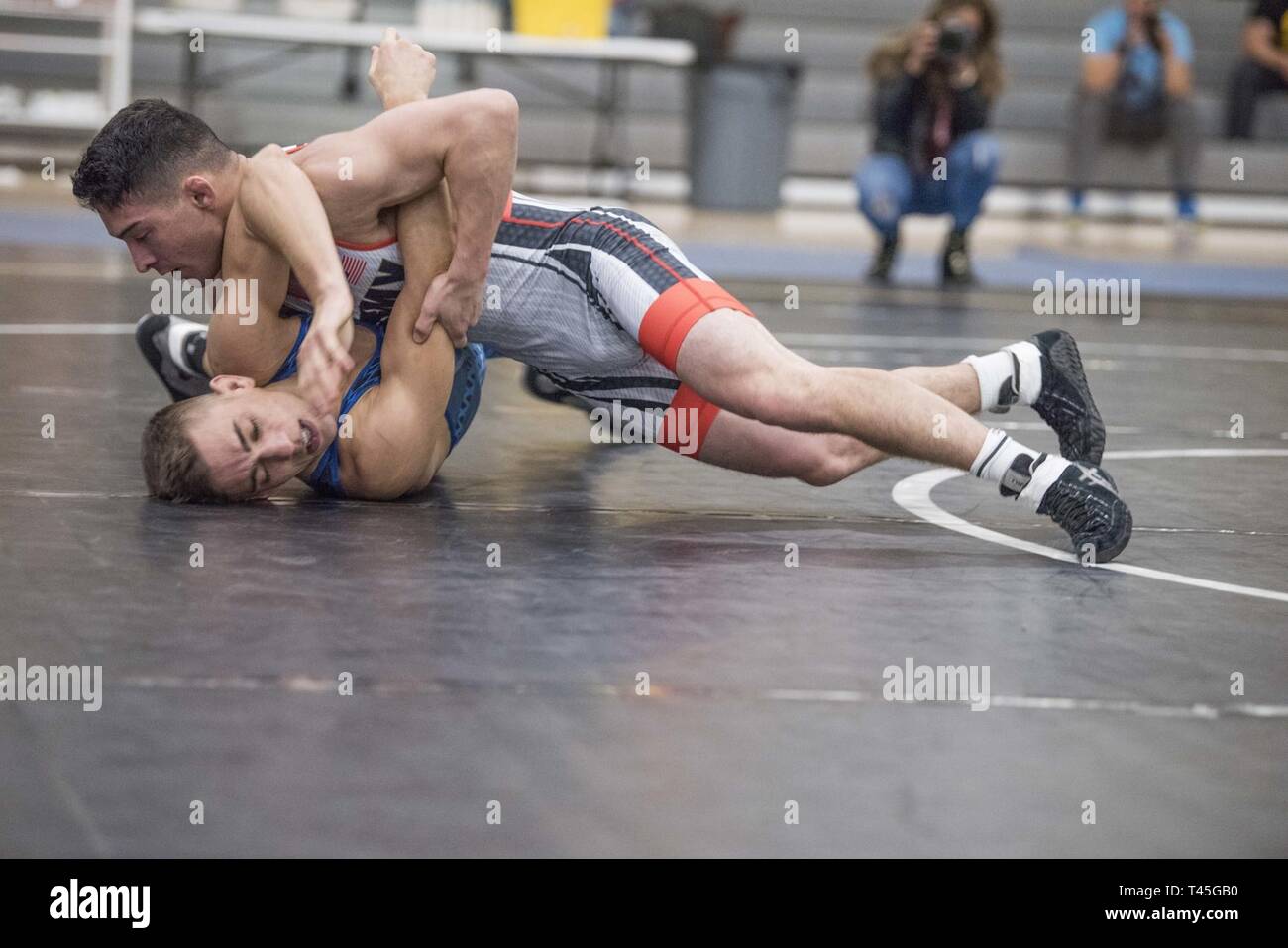 Wrestling pin hi-res stock photography and images - Alamy
