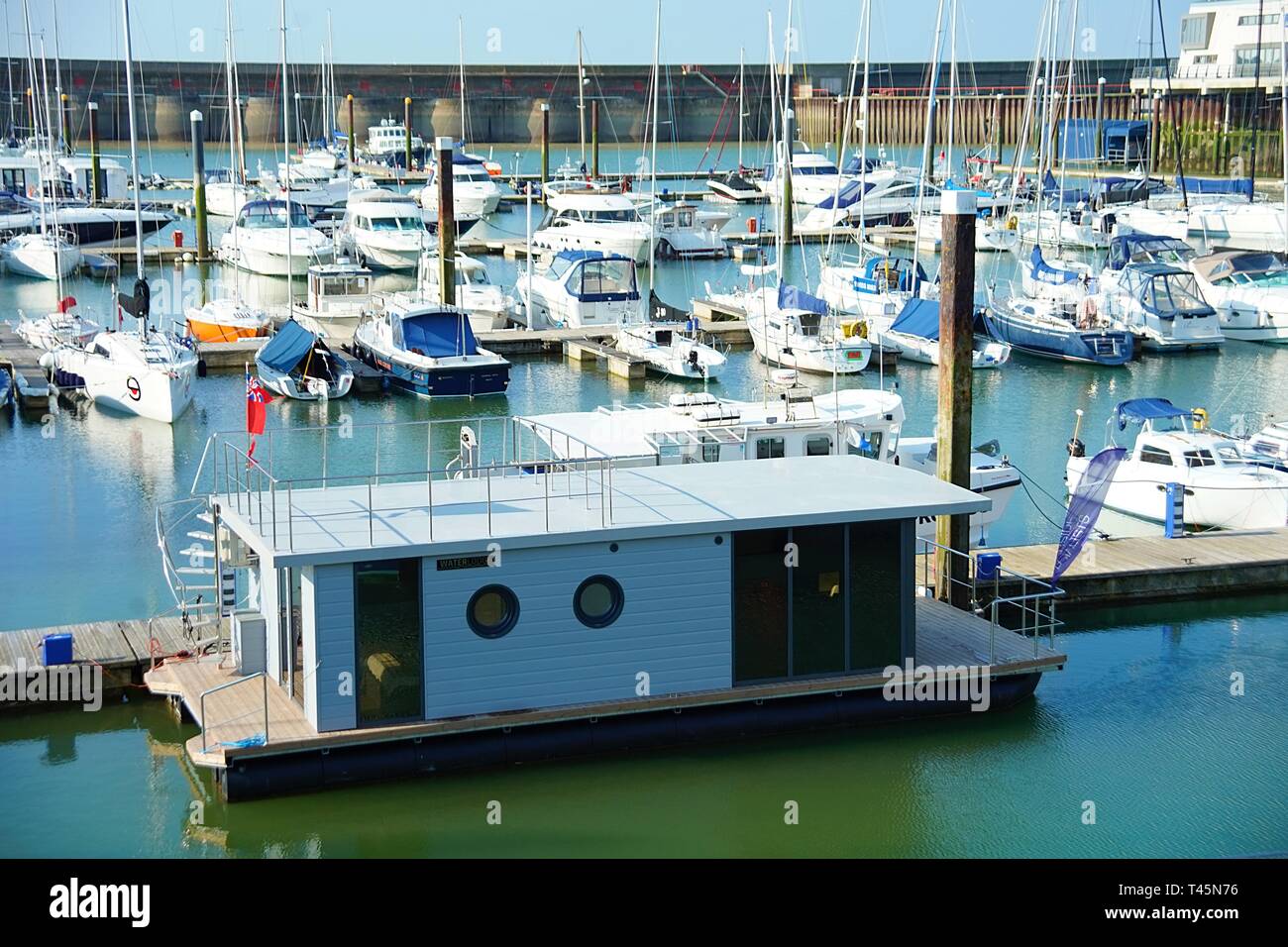 Waterlodge Floating Homes at Brighton Marina England UK Stock Photo Alamy