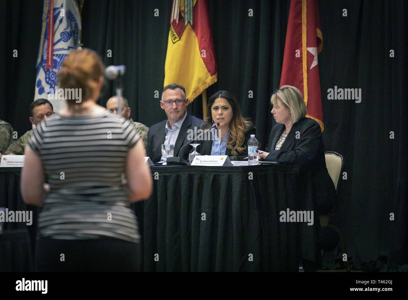 Jessica Holston (center), community manager for Balfour Beatty