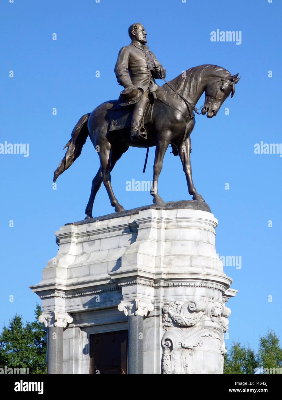 Robert e lee statue hires stock photography and images Alamy