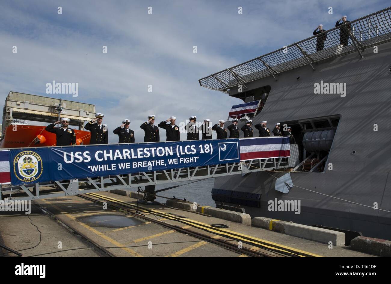 CHARLESTON, SOUTH CAROLINA (March 2, 2019) The crew of the Navy's