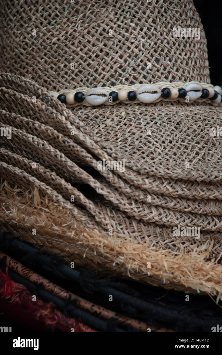 Straw hats hi-res stock photography and images - Alamy