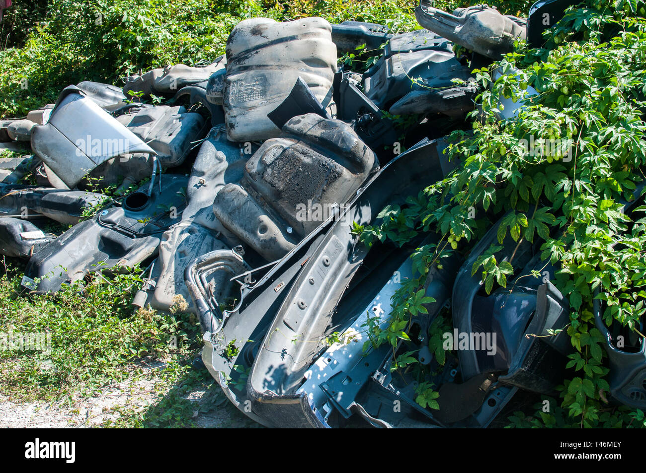 Crushed Cars In Scrap Yard High Resolution Stock Photography and Images Alamy