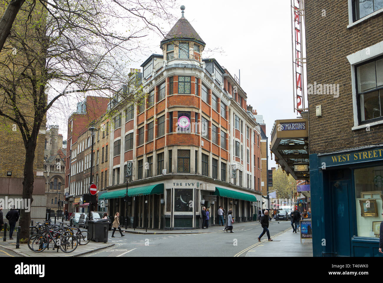 The Ivy Restaurant 1 5 West Street Covent Garden London Wc2h 9nq General View Gv Stock Photo Alamy