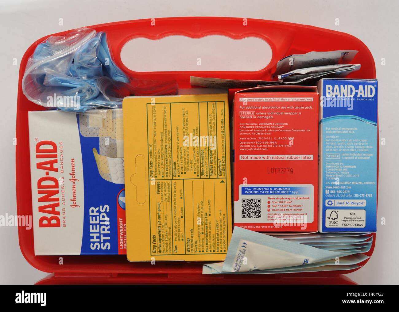 what's inside a first aid kit