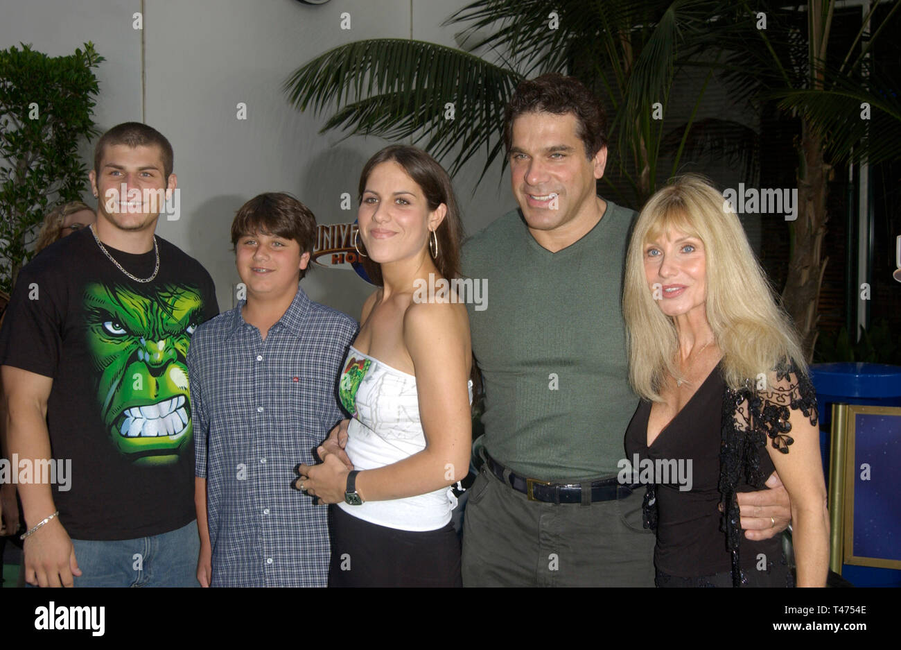 LOS ANGELES, CA. June 17, 2003: Actor LOU FERRIGNO & wife CARLA & family at world premiere of his new movie The Hulk at Universal Studios Hollywood. Stock Photo
