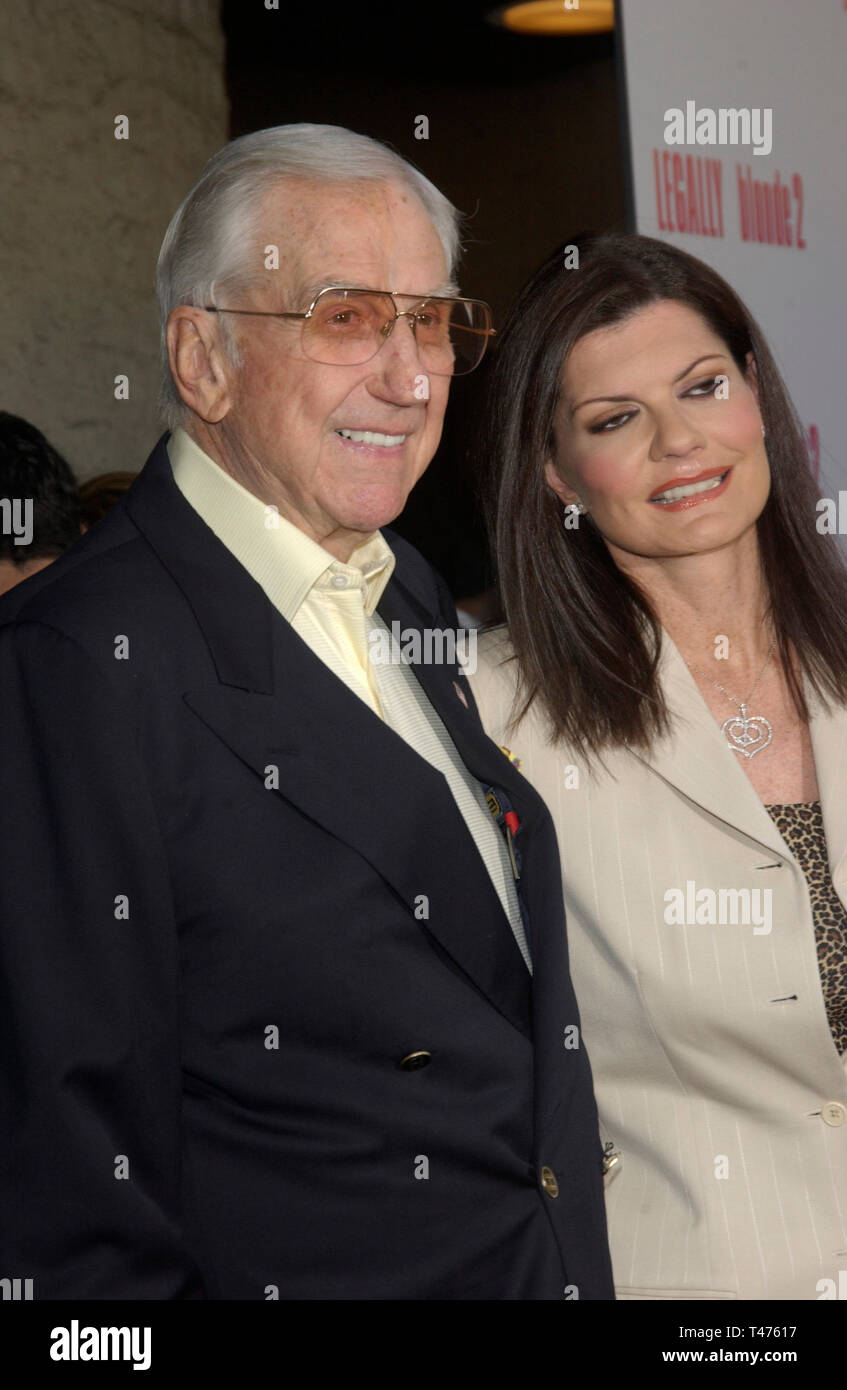 Ed mcmahon hi-res stock photography and images - Alamy