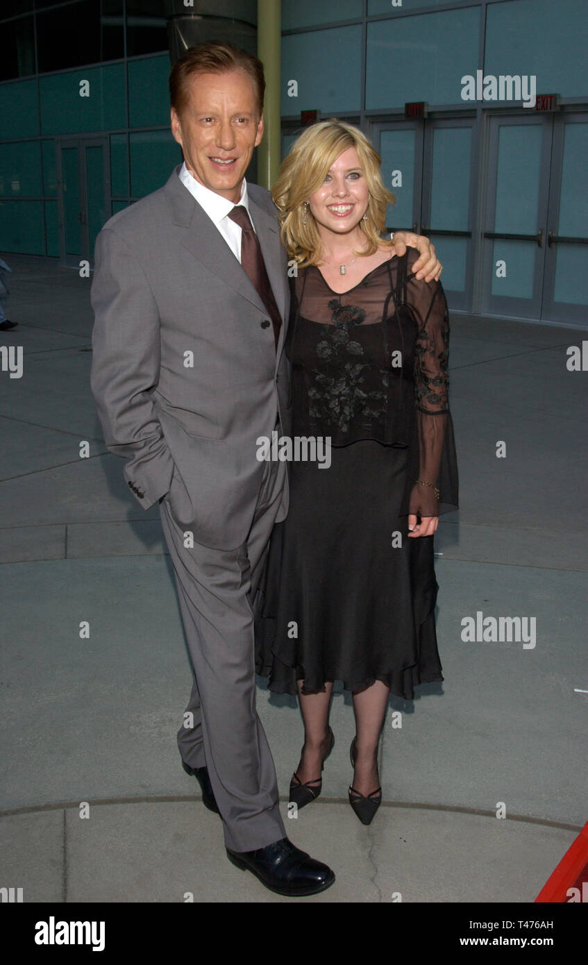 LOS ANGELES, CA. July 10, 2003: Actor JAMES WOODS & girlfriend DAWN DeNOON at the Los Angeles premiere of his new movie Northfork. Stock Photo