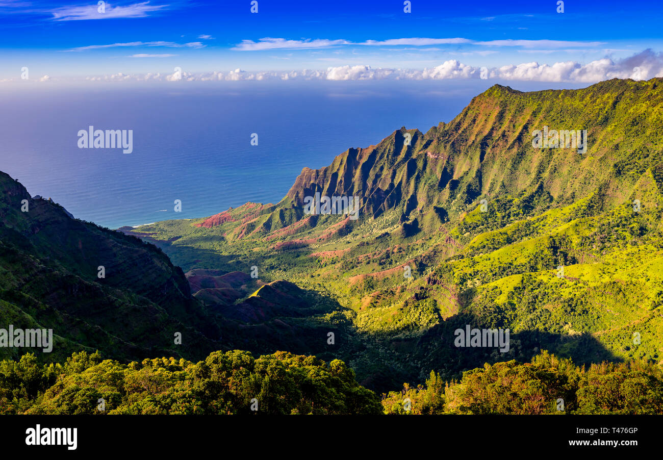 Kalalau Lookout, Koke'e State Park, Kauai, Hawaii Stock Photo Alamy
