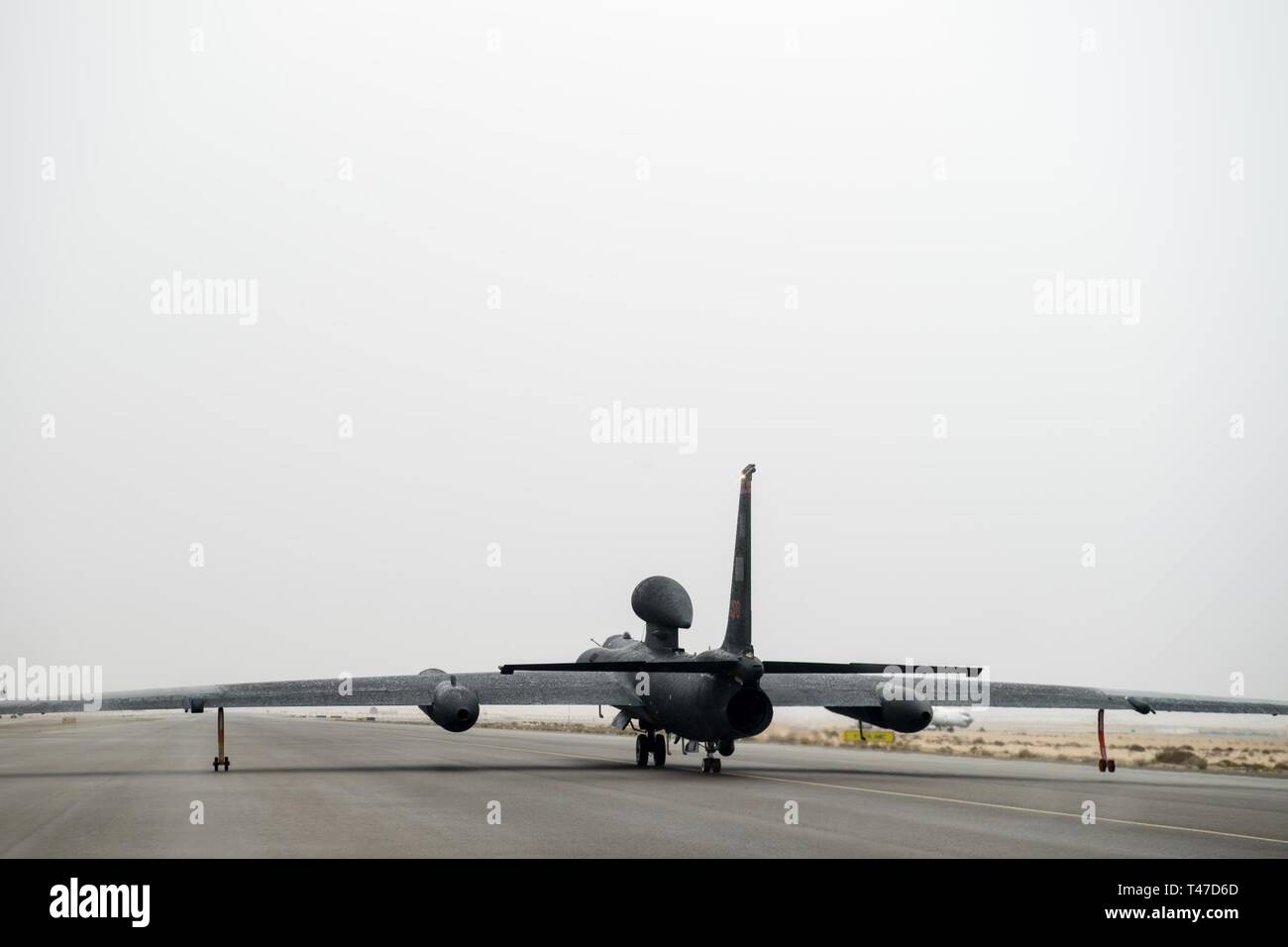 A 99th Expeditionary Reconnaissance Squadron U-2 Dragon Lady taxis on the flight line at Al Dhafra Air Base, United Arab Emirates, Mar. 15, 2019. Commonly referred to as the most difficult aircraft to fly in the world, the U-2 Dragon Lady has been host to less than fifteen-hundred pilots since the first flight in 1955. Stock Photo