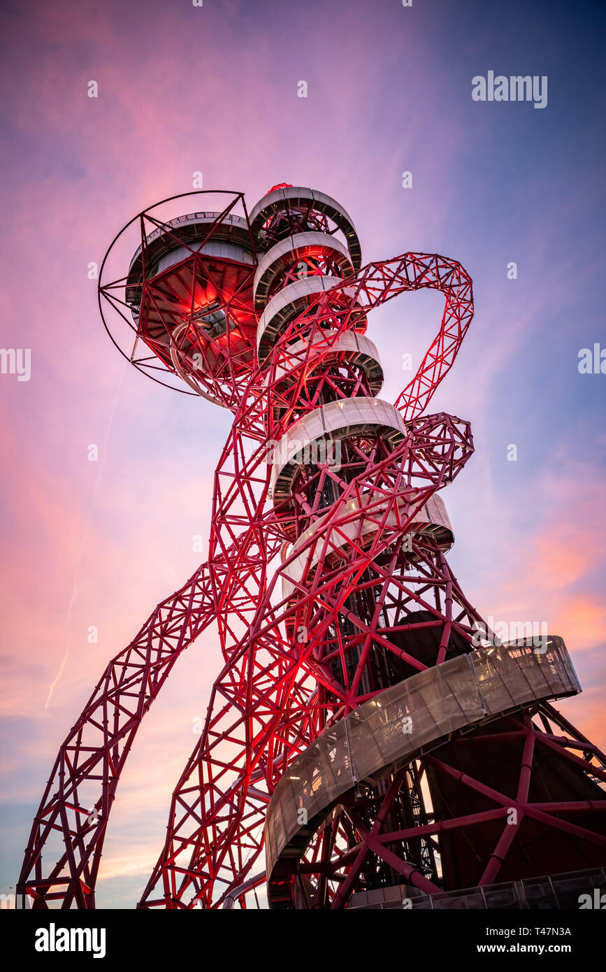 ArcelorMittal Orbit designed by Sir Anish Kapoor and Cecil Balmond ...