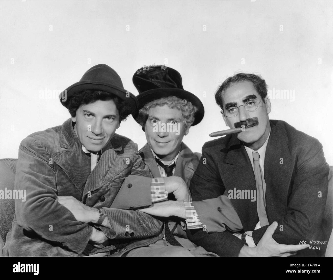 THE MARX BROTHERS Chico Harpo Groucho Clarence Sinclair Bull Portrait A NIGHT AT THE OPERA 1935 director Sam Wood producer Irving Thalberg Metro Goldwyn Mayer Stock Photo