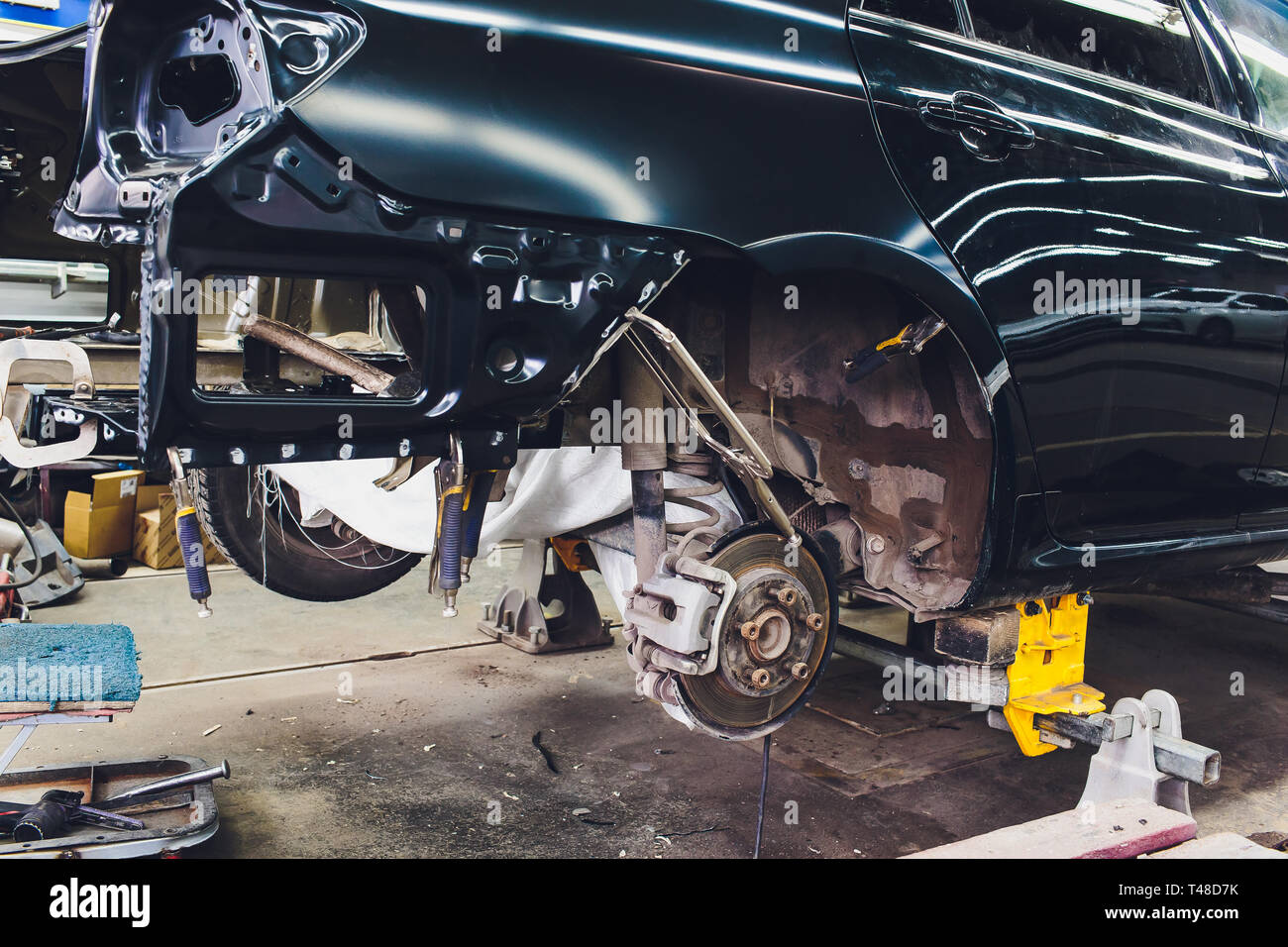 Tuning the car in a sedan body with three layers of noise insulation of