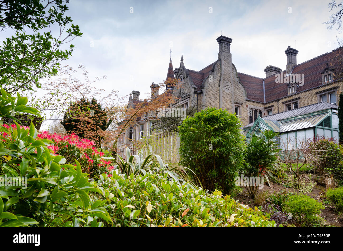 Denzell Gardens and House.  Built by Robert Scott, this house in Bowden, Altrincham features an ornamental pond, vines, orchids, and a sunken garden. Stock Photo