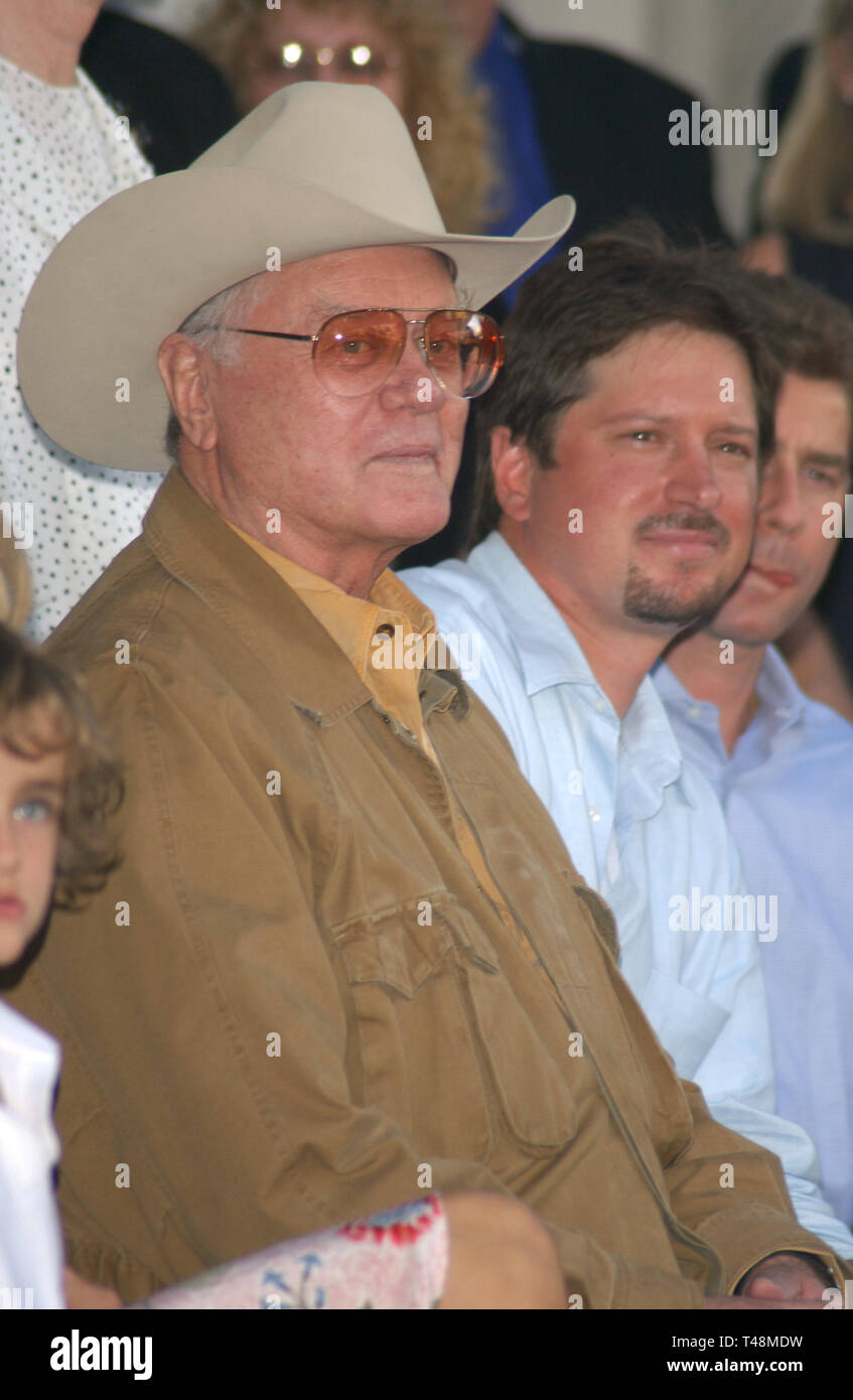 Larry hagman and peter fonda hi-res stock photography and images - Alamy
