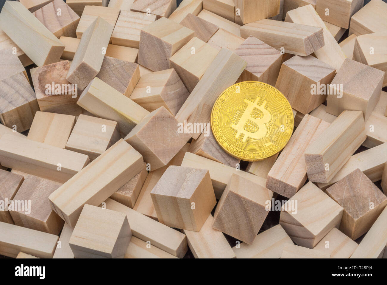 Bitcoin fall hi-res stock photography and images - Alamy