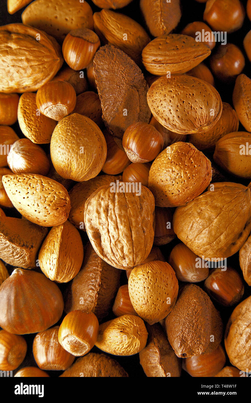 Mixed nuts christmas hires stock photography and images Alamy
