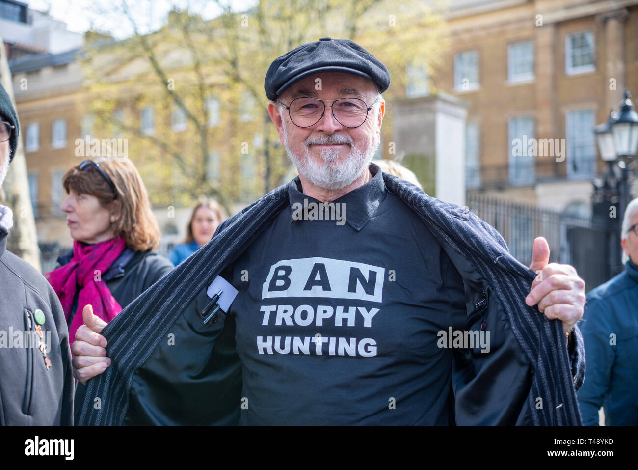Peter Egan at a stop trophy hunting and ivory trade protest rally, London, UK. Wearing ban trophy hunting slogan shirt. Celebrity, actor Stock Photo