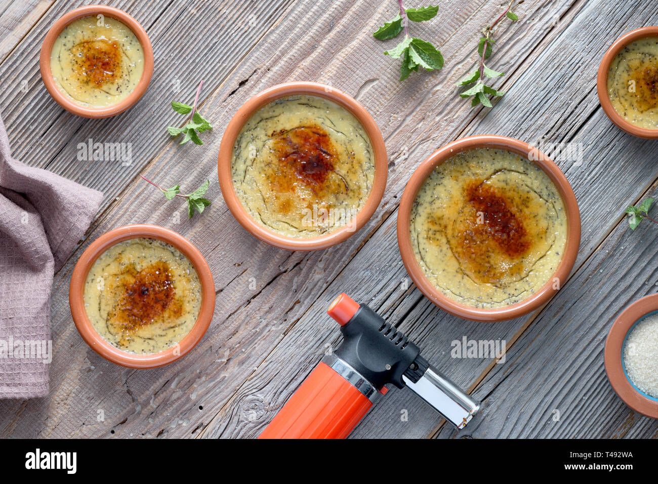 Brown Dishes High Resolution Stock Photography And Images Alamy