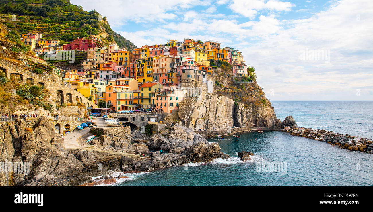 Manarola Village Cinque Terre Coast Of Italy Manarola A Beautiful Small Town In The Province Of La Spezia Liguria North Of Italy And One Of The Five Cinque Terre Travel Attractions Sunset