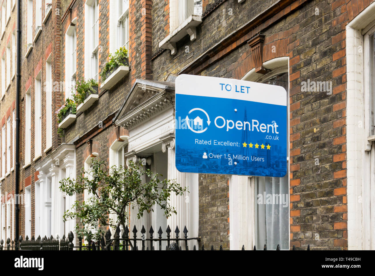 Agents To Let board on a house to let through the online letting agency OpenRent in Bloomsbury, Central London. Stock Photo